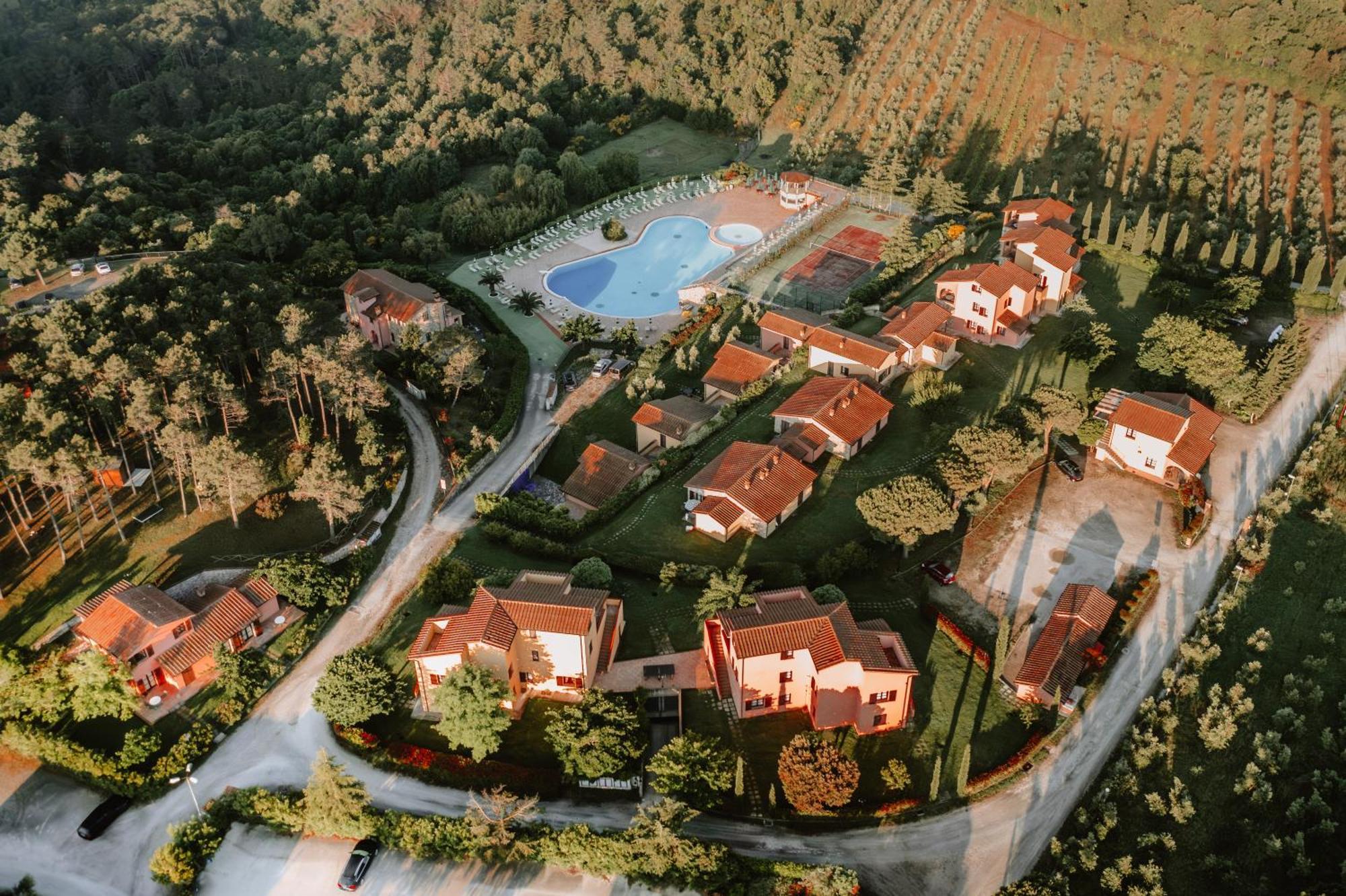 ריפרבלה Borgo San Pecoraio Resort מראה חיצוני תמונה